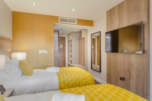 Aparthotel Dwell City Living