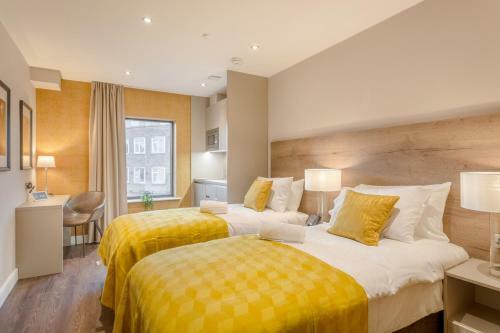 Aparthotel Dwell City Living