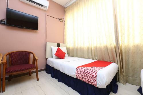 Oyo 89588 Destiny Riverside Hotel