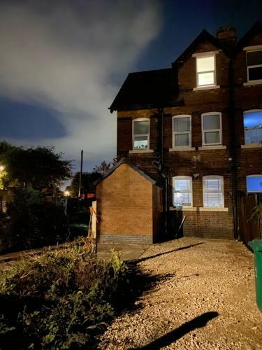 Cinderhouse Highbury Vale