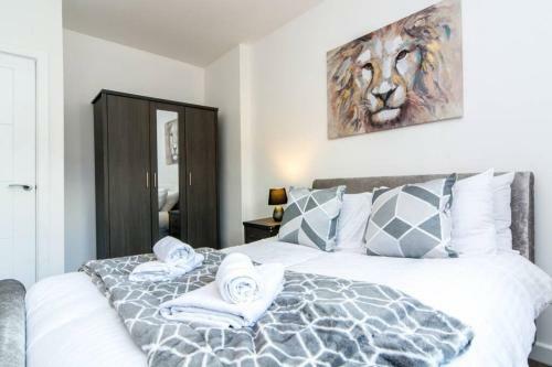 Luxury City Centre Penthouse With Balcony - 2 Bed Apartment