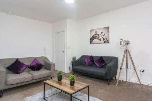 Luxury City Centre Penthouse With Balcony - 2 Bed Apartment