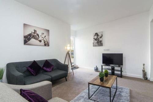 Luxury City Centre Penthouse With Balcony - 2 Bed Apartment