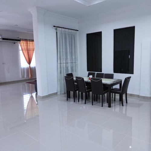 Dca Villa Homestay