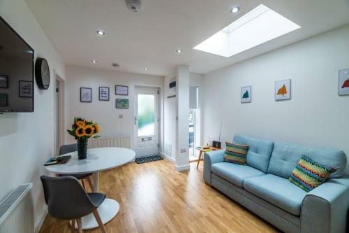 Lady Bay Apartments