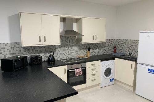 Smart 1 Bed Apartment With Sofa Bed