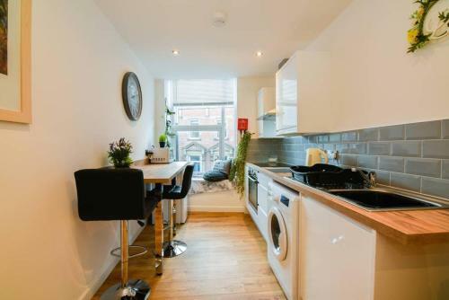 Long Row Apartments In Nottingham City Centre