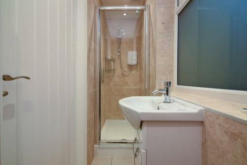 Long Row Apartments In Nottingham City Centre