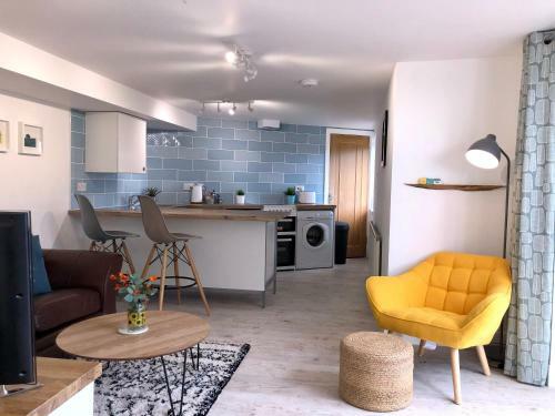 Oban Garden Apartment Sea Views