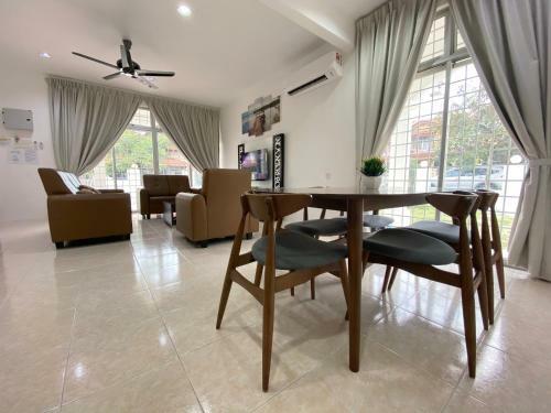 Langkawi Cozy Townhouse