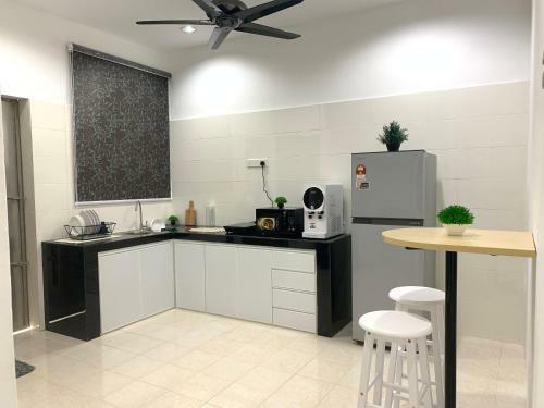 Langkawi Cozy Townhouse