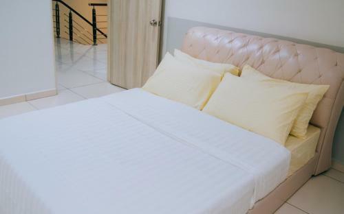 Ricchi's Home Sweet Home