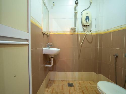 Oyo 89328 Sz Hotel