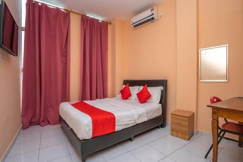 Oyo 89328 Sz Hotel