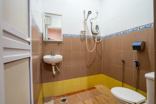 Oyo 89328 Sz Hotel