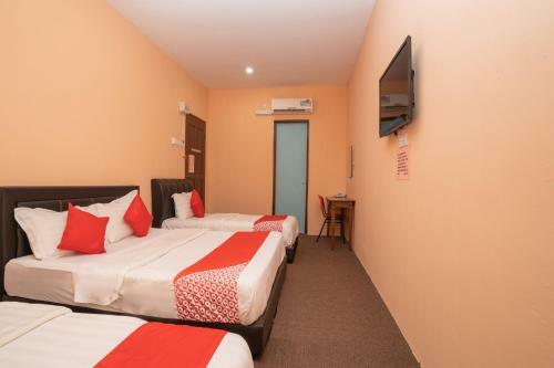 Oyo 89328 Sz Hotel