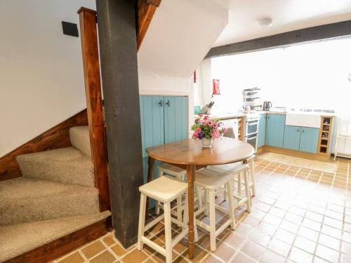 Tanat Cottage