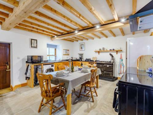 Aisgill Farm Cottage - Uk31183