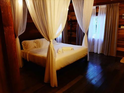Lodge Utan Teluk Nipah
