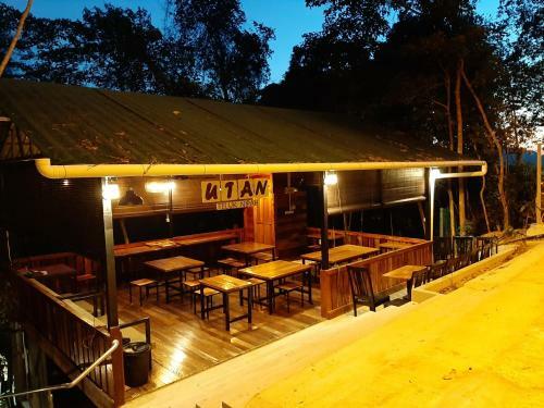 Lodge Utan Teluk Nipah
