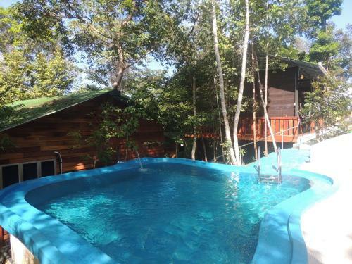 Lodge Utan Teluk Nipah