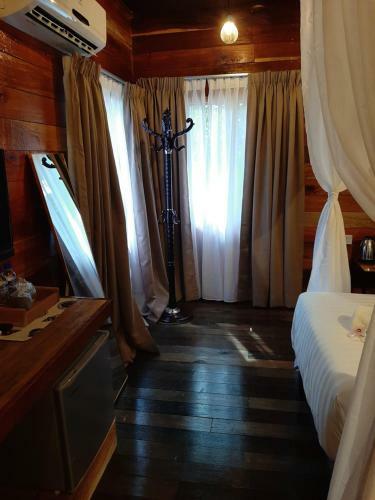 Lodge Utan Teluk Nipah