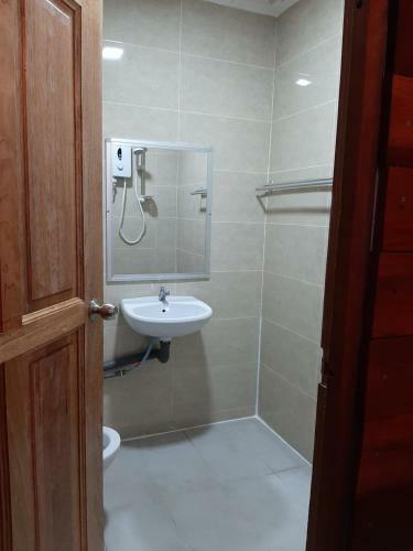 Lodge Utan Teluk Nipah
