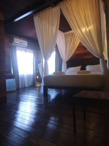 Lodge Utan Teluk Nipah