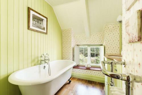 Windy Ridge Cottage - 5 Bedroom Holiday Home - Oxwich