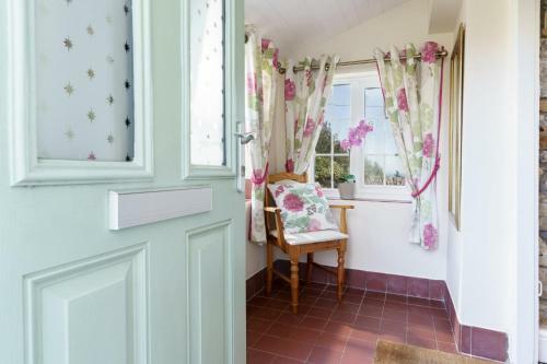 Windy Ridge Cottage - 5 Bedroom Holiday Home - Oxwich