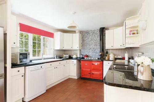 Windy Ridge Cottage - 5 Bedroom Holiday Home - Oxwich