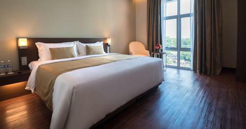 Astana Wing - Riverside Majestic Hotel