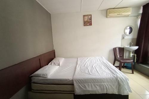Hotel Oyo 90117 Grand Inn