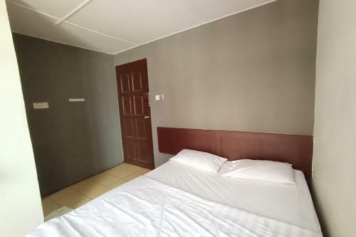 Hotel Oyo 90117 Grand Inn