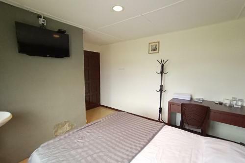 Hotel Oyo 90117 Grand Inn