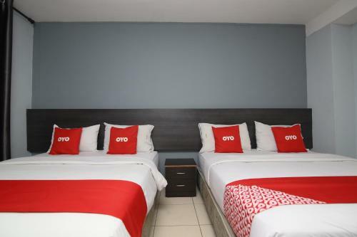 Hotel Oyo 90136 Jumbo Inn