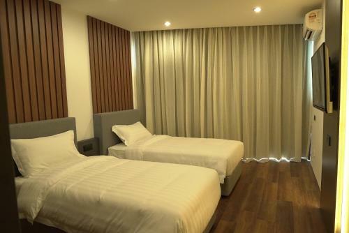 Regatta Suites Hotel At Kozi Square Kuching