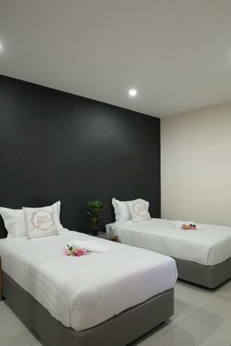 Regatta Suites Hotel At Kozi Square Kuching