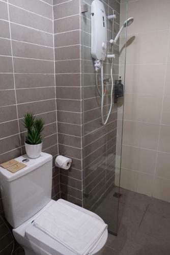 Regatta Suites Hotel At Kozi Square Kuching