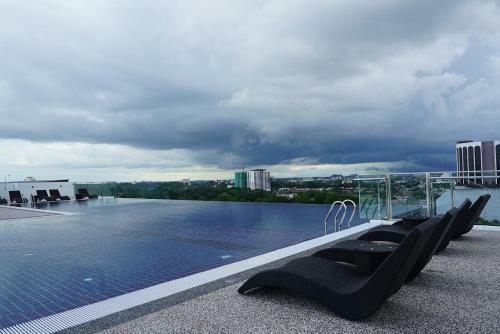 Regatta Suites Hotel At Kozi Square Kuching