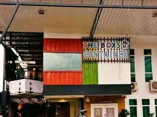 The Boxs Container Homestay