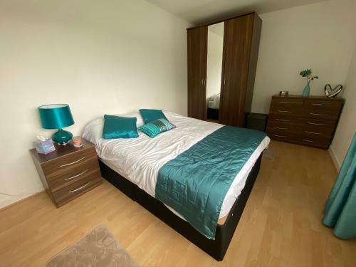 Apartamento Elegant And Cosy Flat With Jacuzzi Bath