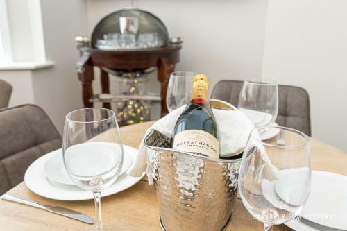 Apartamento Chic & Dreamy 2bed Apt With Parking