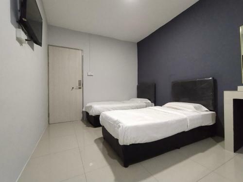 Hotel Oyo 90478 Marina World