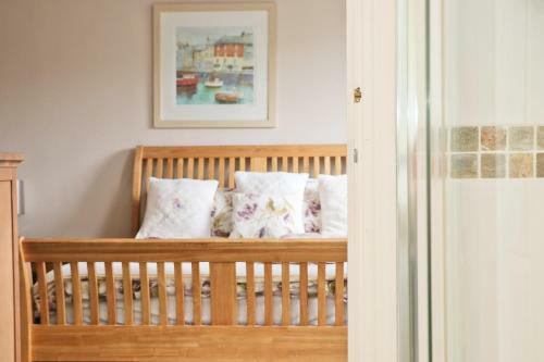 Town Centre Apartment With Parking