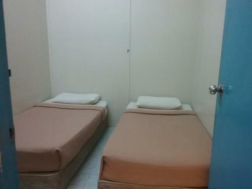 Posada Alora Budget Inn