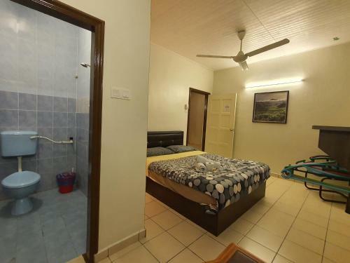 Hostal Fathers Guesthouse