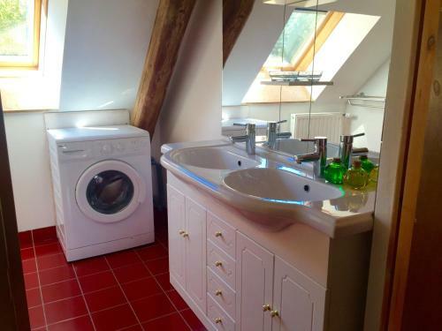 Hostal Chambre D'h�tes La Grange Des Ecrins