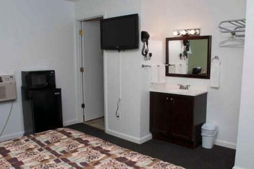 Travelier Motel - Macon
