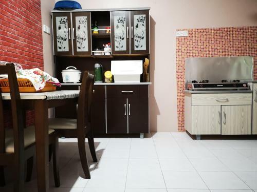 Ayang Guesthouse Parit Buntar